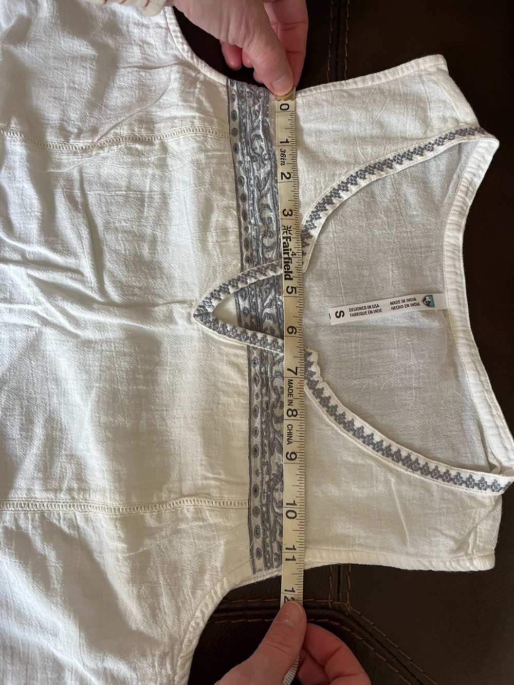 Kuhl size small sleeveless blouse - Picture 5 of 7